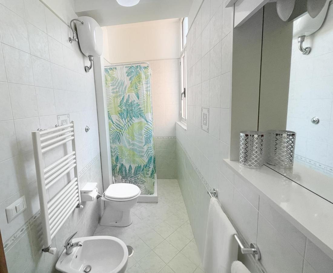 Flavia Apartment Кастелламмаре-ди-Стабия Экстерьер фото